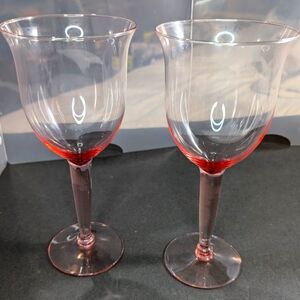 Pink translucent glass vintage handblownlarge 16oz chalice/goblet 2 wine glasses